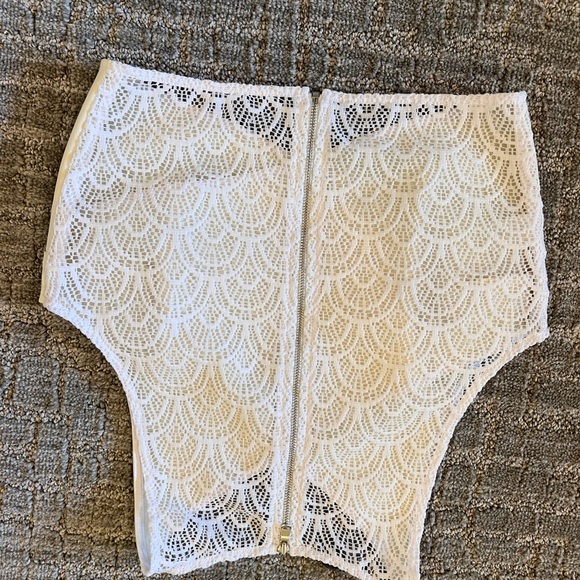 Intermix crop top, size Petite - Picture 4 of 9